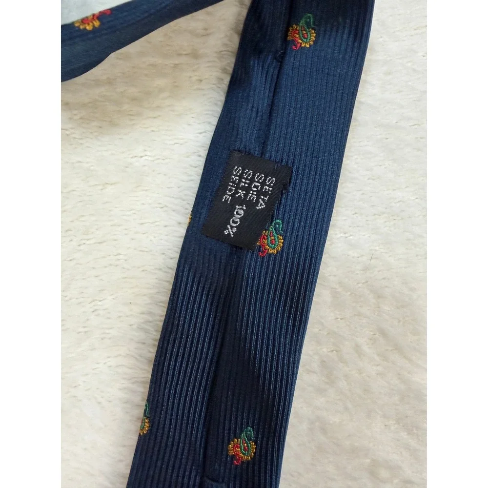 Triminghams Navy Silk Embroidered‎ Paisley Necktie Mens 3.25